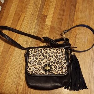 Isaac Mizrahi lamb skin cross body bag
